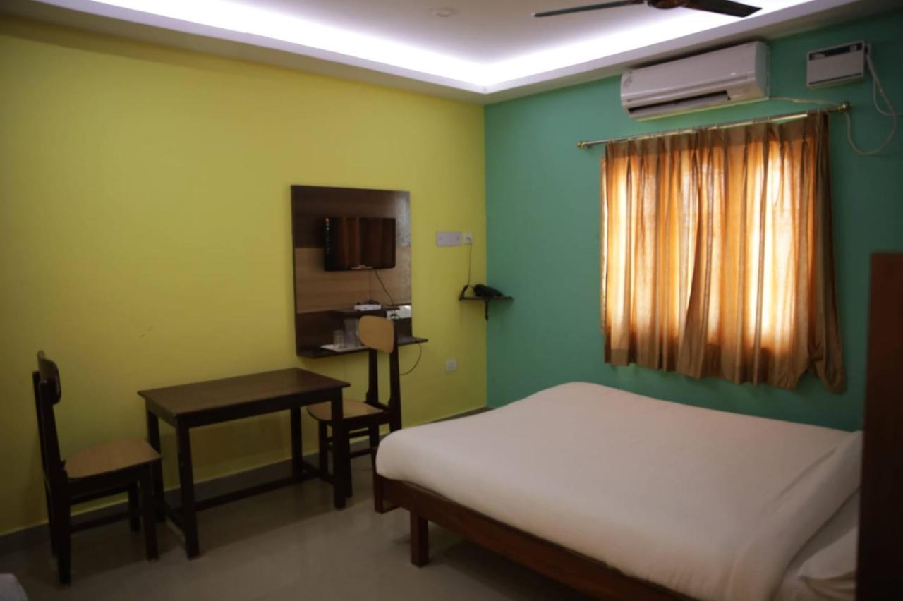 Hotel Sri Murugan Guest House Mahabalipuram Buitenkant foto